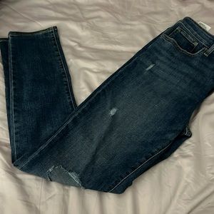 Levis